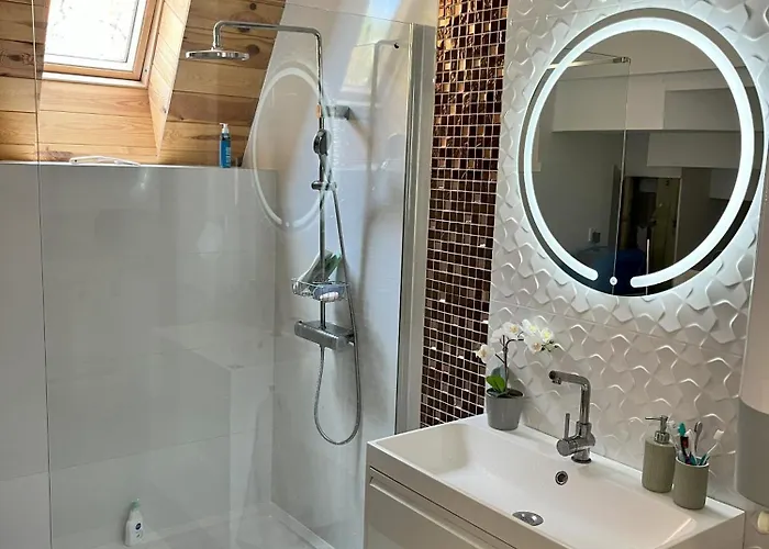 Balatinn Apartament *